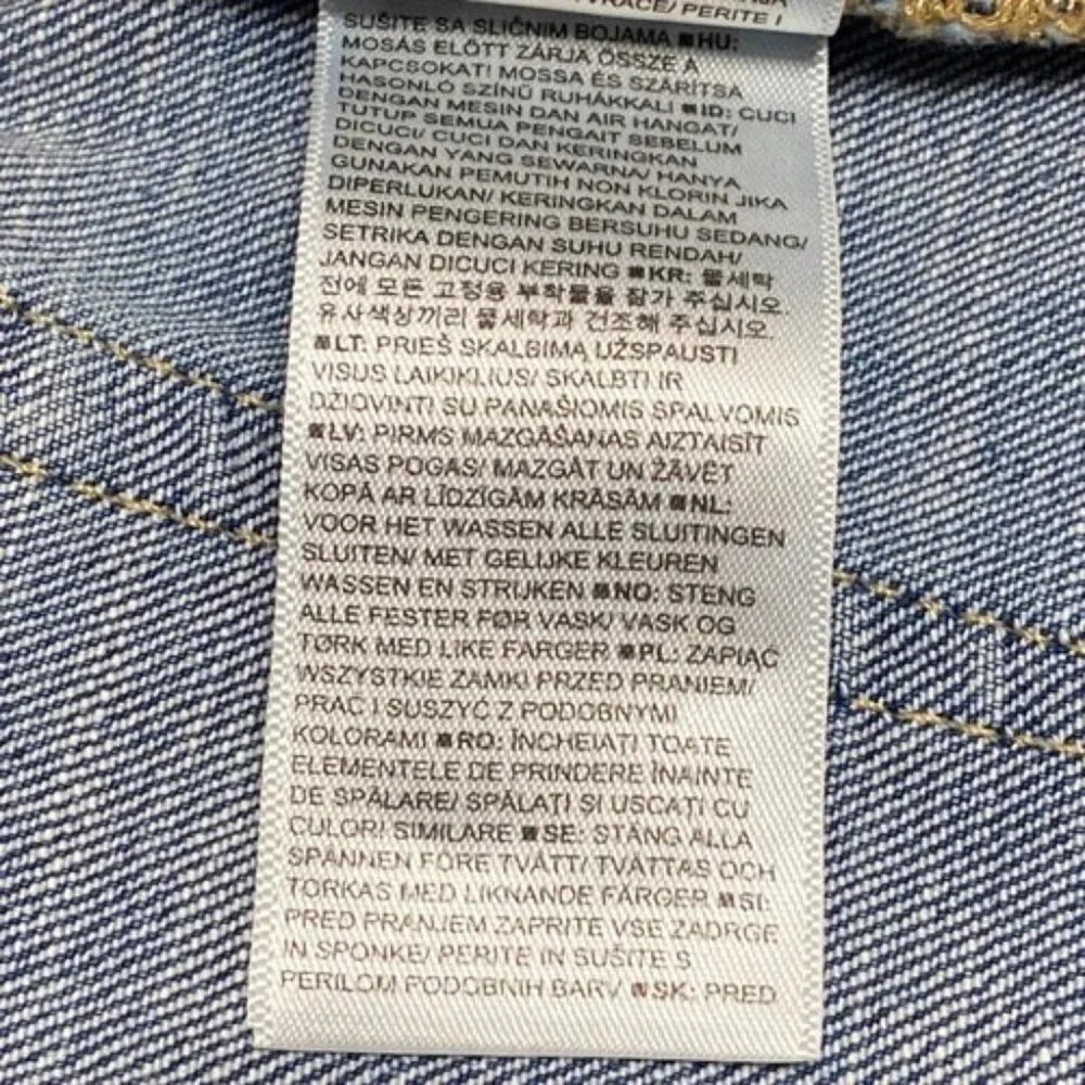 Gap Denim Jeans Women's 27/4 Classic Straight‎ Medium Wash Stretch Mid Rise NWT